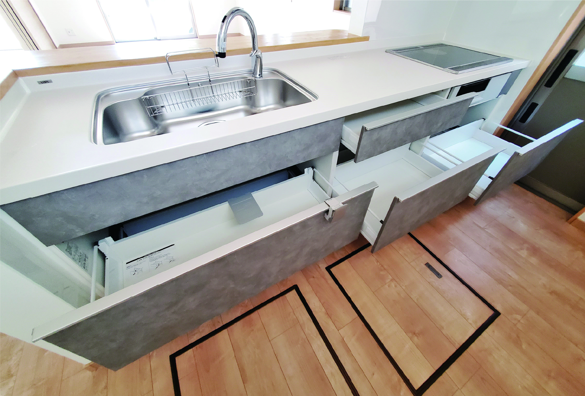 スライドストッカー